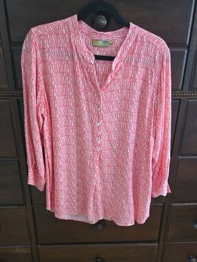 Rock Flower Paper Coral Pink Patterned Button Henley Blouse Size XL